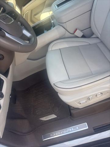 2024 GMC Yukon 4WD Denali
