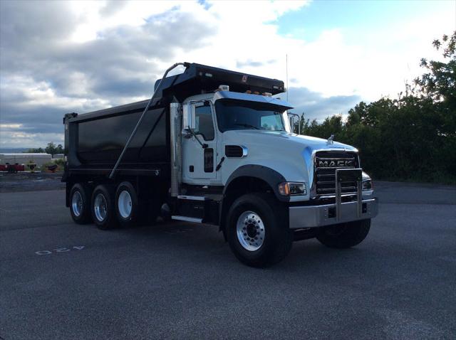 2025 Mack Granite 