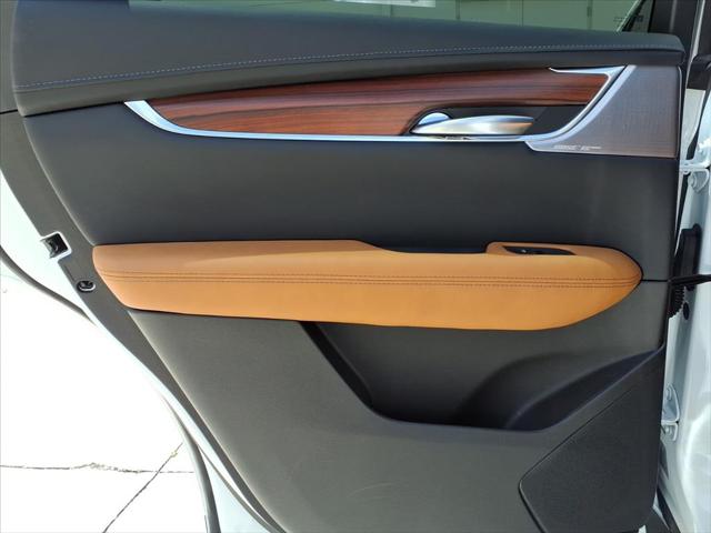2024 Cadillac XT5 FWD Premium Luxury