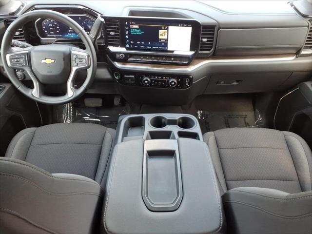 2026 Chevrolet Silverado 1500 4WD Crew Cab Standard Bed LT