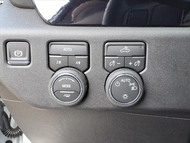 2026 Chevrolet Silverado 1500 4WD Crew Cab Standard Bed LT