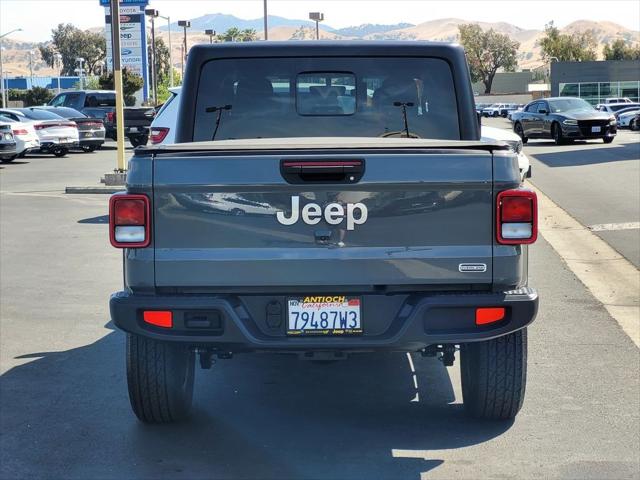2023 Jeep Gladiator Overland