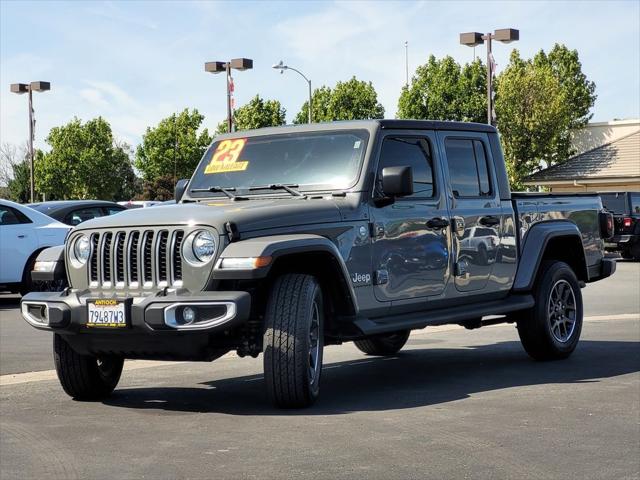 2023 Jeep Gladiator Overland