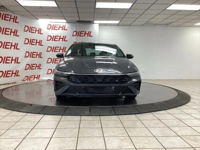 2025 Hyundai Elantra Hybrid SEL Sport