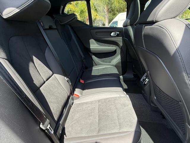 2022 Volvo XC40 Recharge Pure Electric P8 Twin Ultimate