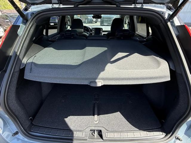 2022 Volvo XC40 Recharge Pure Electric P8 Twin Ultimate
