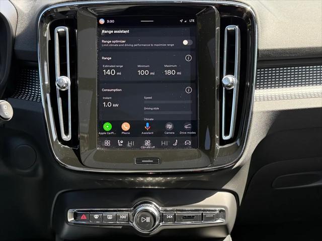 2022 Volvo XC40 Recharge Pure Electric P8 Twin Ultimate
