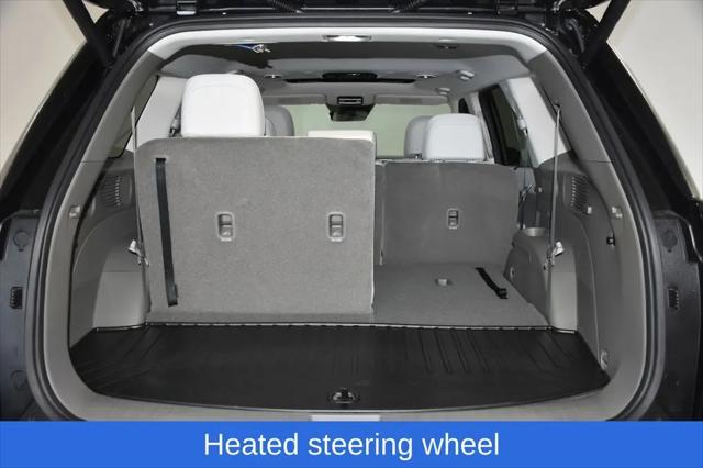 2026 Hyundai Palisade Hybrid SEL Premium 8P