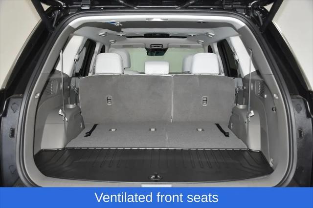 2026 Hyundai Palisade Hybrid SEL Premium 8P