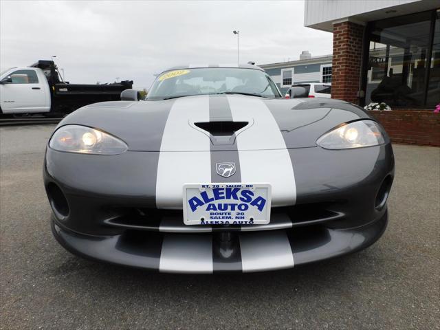 2002 Dodge Viper GTS
