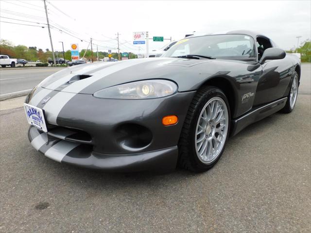 2002 Dodge Viper GTS