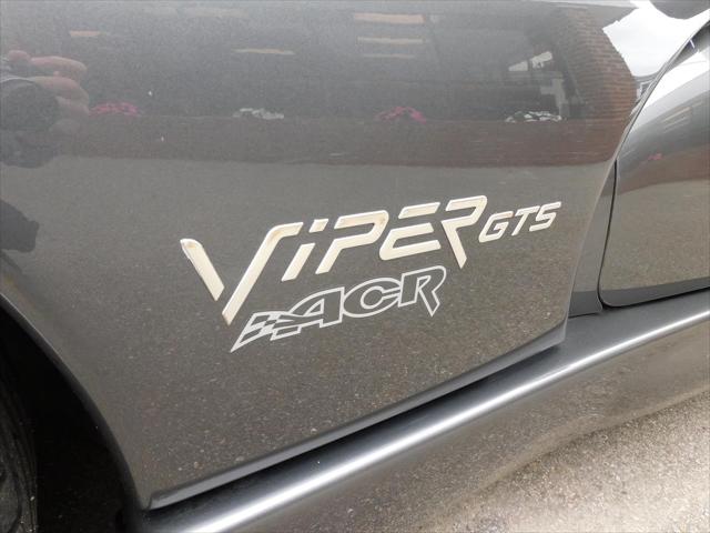 2002 Dodge Viper GTS