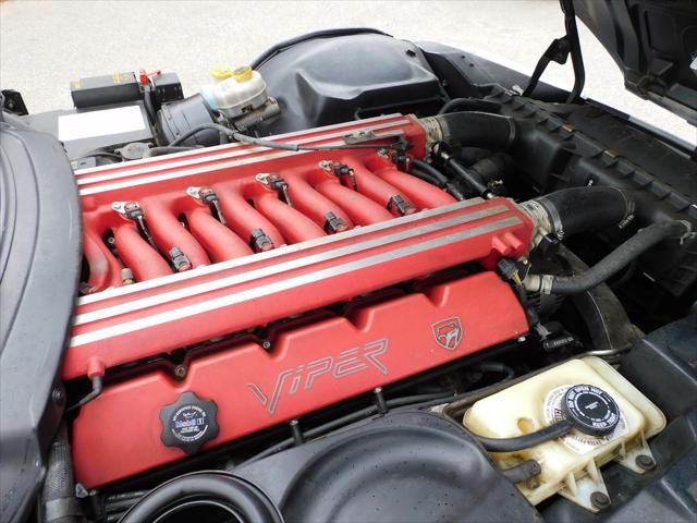 2002 Dodge Viper GTS