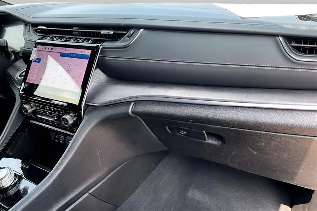 2022 Jeep Grand Cherokee Overland 4x2