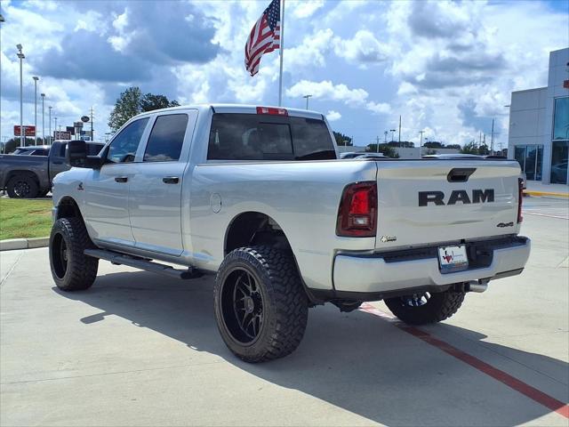 2026 RAM 2500 RAM 2500 BLACK EXPRESS CREW CAB 4X4 64 BOX