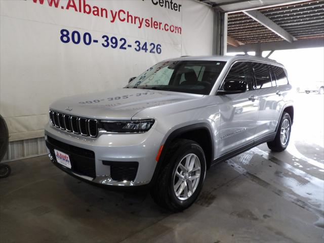 2023 Jeep Grand Cherokee L Laredo 4x4