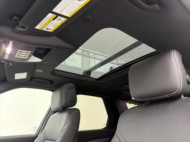 2023 Land Rover Discovery P360 S R-Dynamic