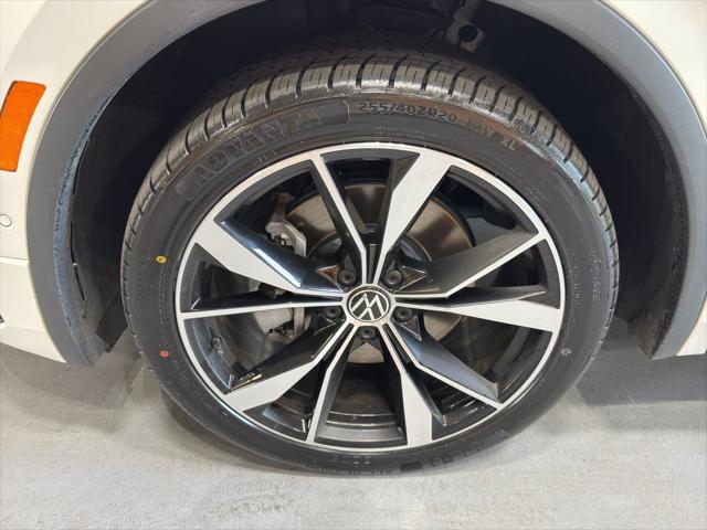 2022 Volkswagen Tiguan 2.0T SEL R-Line