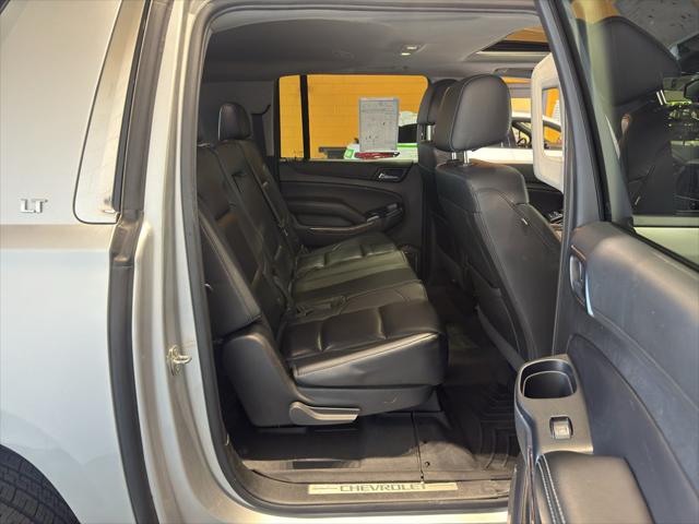 2020 Chevrolet Suburban 4WD LT