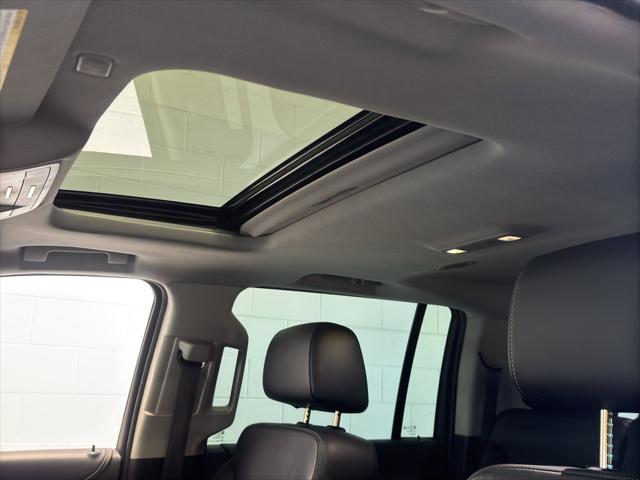 2020 Chevrolet Suburban 4WD LT