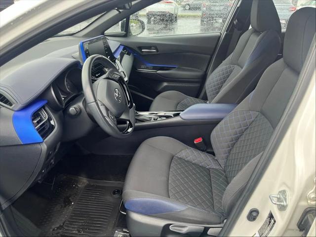 2021 Toyota C-HR XLE 2021 Toyota C-HR XLE