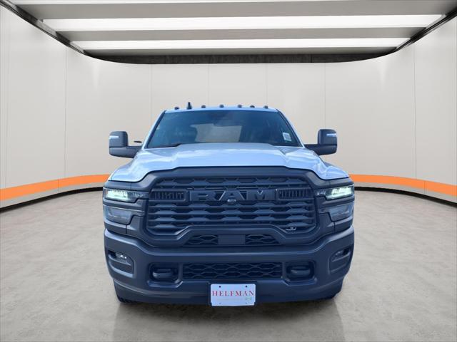 2026 RAM Ram 3500 Chassis Cab RAM 3500 TRADESMAN CREW CAB CHASSIS 4X4 60 CA
