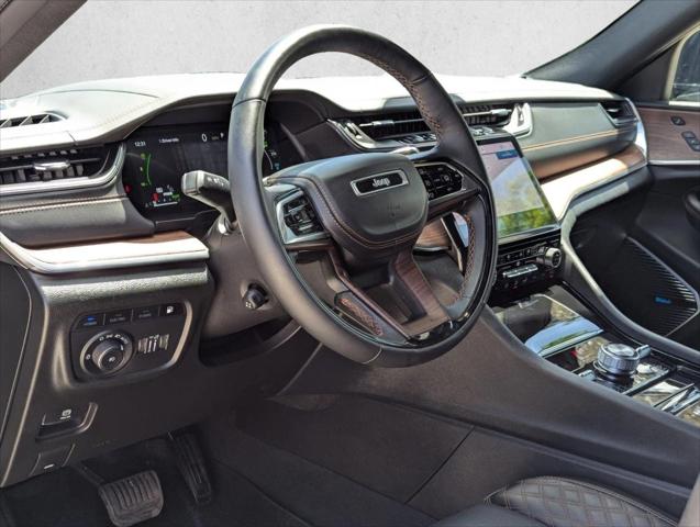 2023 Jeep Grand Cherokee Summit
