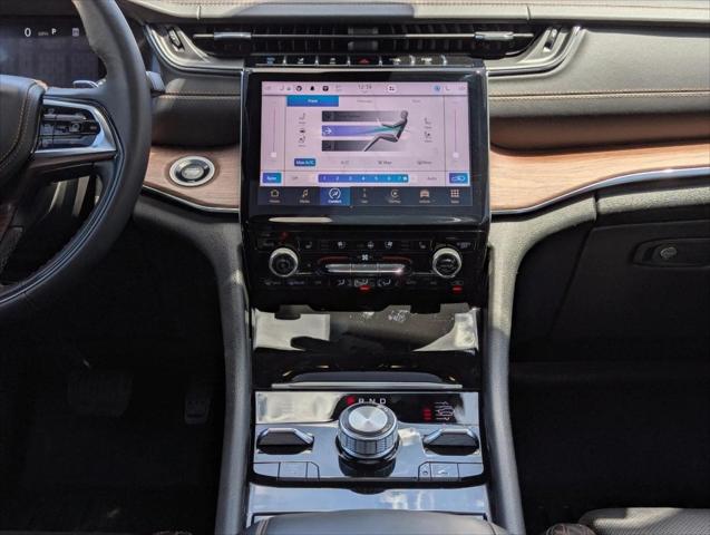 2023 Jeep Grand Cherokee Summit