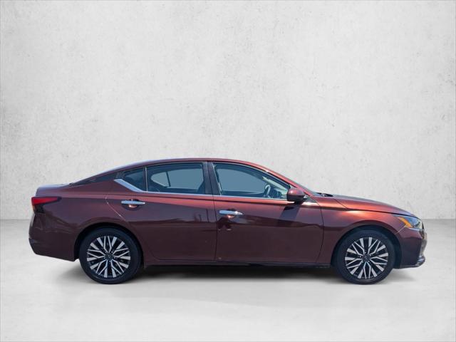 2023 Nissan Altima SV FWD