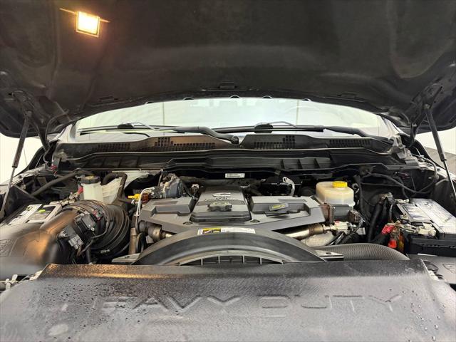2017 Ram 2500 Laramie Crew Cab 4x4 8' Box