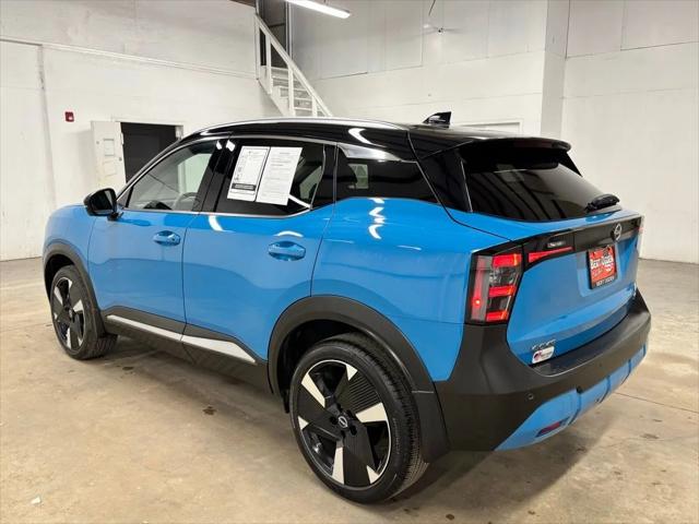 2025 Nissan Kicks SR FWD