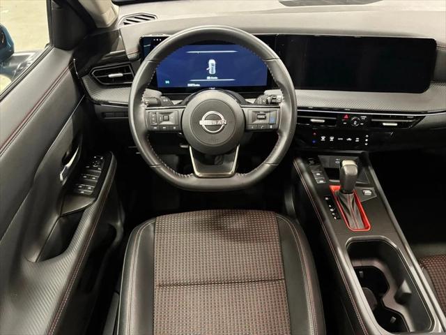 2025 Nissan Kicks SR FWD