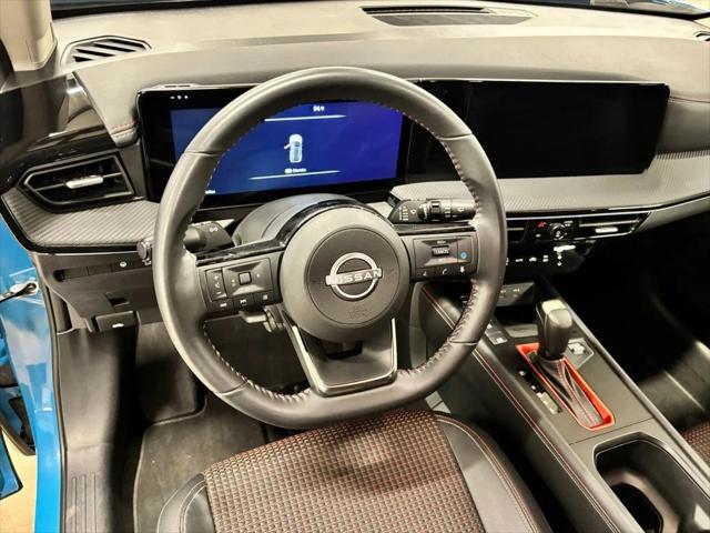 2025 Nissan Kicks SR FWD