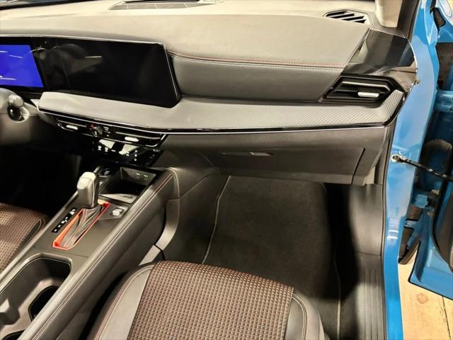 2025 Nissan Kicks SR FWD