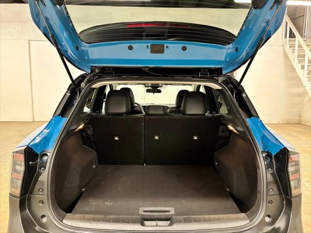 2025 Nissan Kicks SR FWD