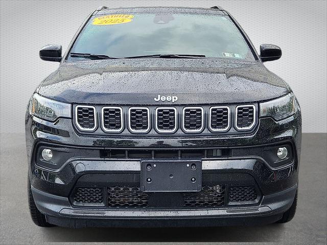 2025 Jeep Compass Latitude 4x4 2025 Jeep Compass Latitude 4x4