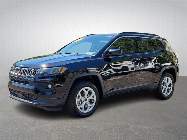 2025 Jeep Compass Latitude 4x4 2025 Jeep Compass Latitude 4x4