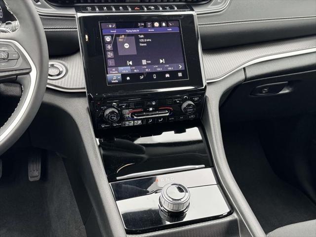 2023 Jeep Grand Cherokee Laredo 4x4 2023 Jeep Grand Cherokee Laredo 4x4
