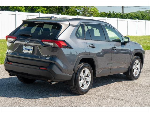 2020 Toyota RAV4 XLE
