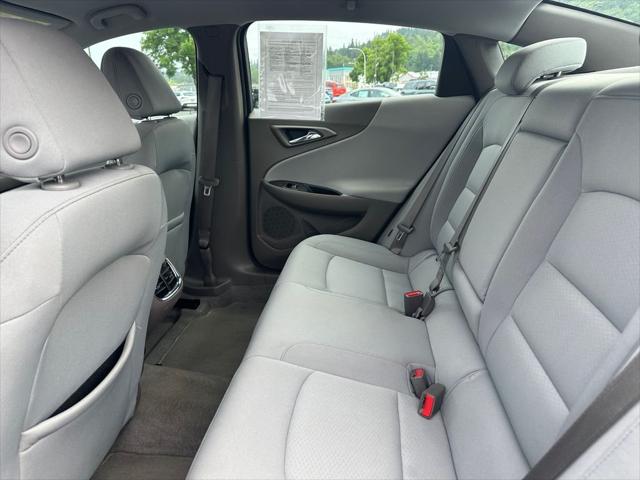 2022 Chevrolet Malibu FWD LT