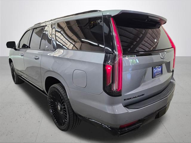 2023 Cadillac Escalade ESV 4WD Sport Platinum
