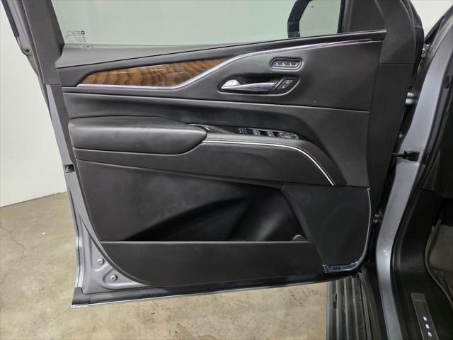 2023 Cadillac Escalade ESV 4WD Sport Platinum