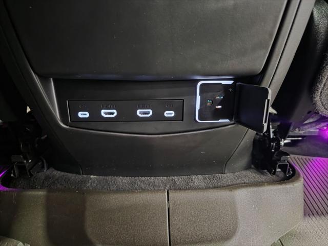 2023 Cadillac Escalade ESV 4WD Sport Platinum
