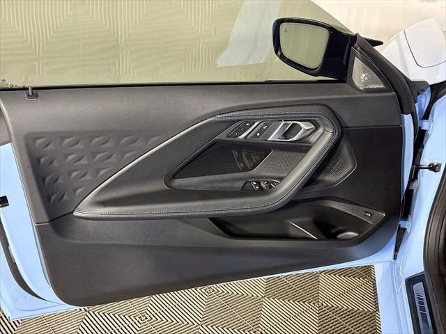 2025 BMW M240 i xDrive