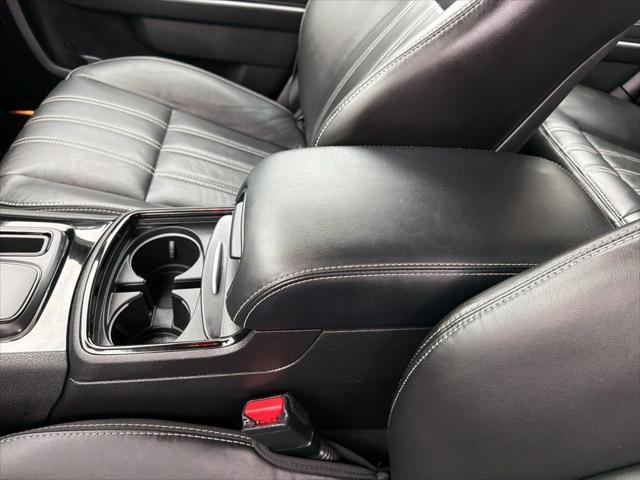 2022 Chrysler 300 S