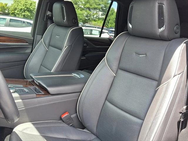 2023 Cadillac Escalade 4WD Premium Luxury