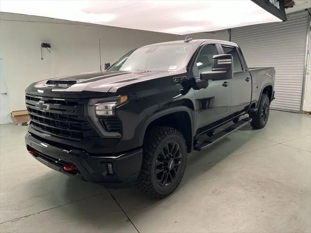 2026 Chevrolet Silverado 2500HD Crew Cab, Standard Bed, LT, 4WD