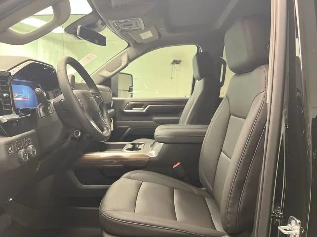 2026 Chevrolet Silverado 2500HD Crew Cab, Standard Bed, LT, 4WD