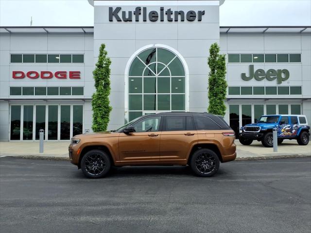 2026 Jeep Grand Cherokee GRAND CHEROKEE SUMMIT 4X4