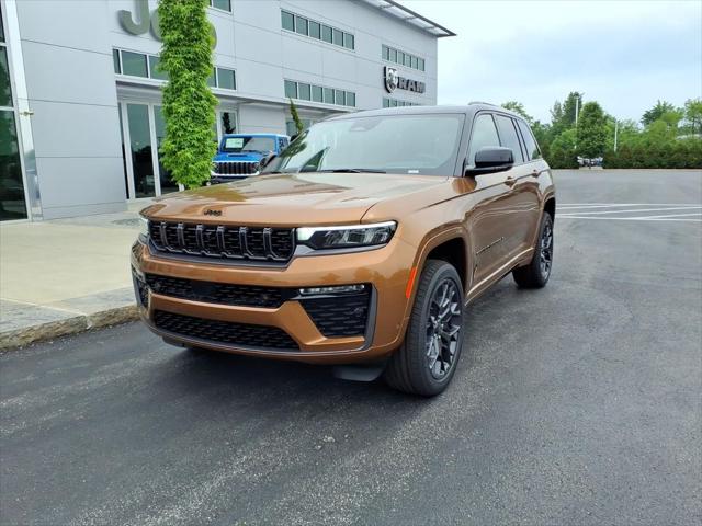 2026 Jeep Grand Cherokee GRAND CHEROKEE SUMMIT 4X4